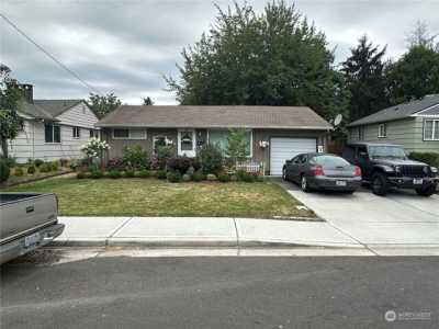 Home For Sale in Puyallup, Washington