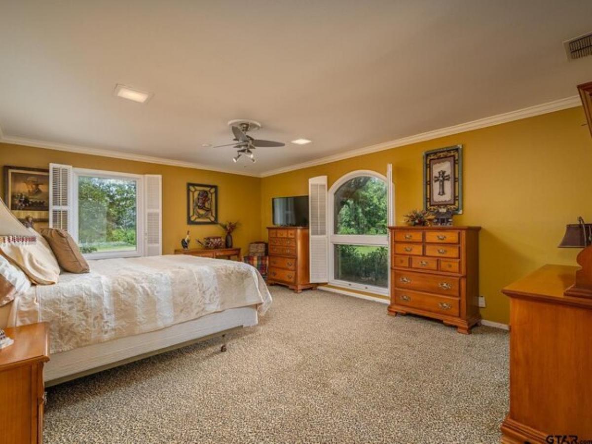 Picture of Home For Sale in Tyler, Texas, United States