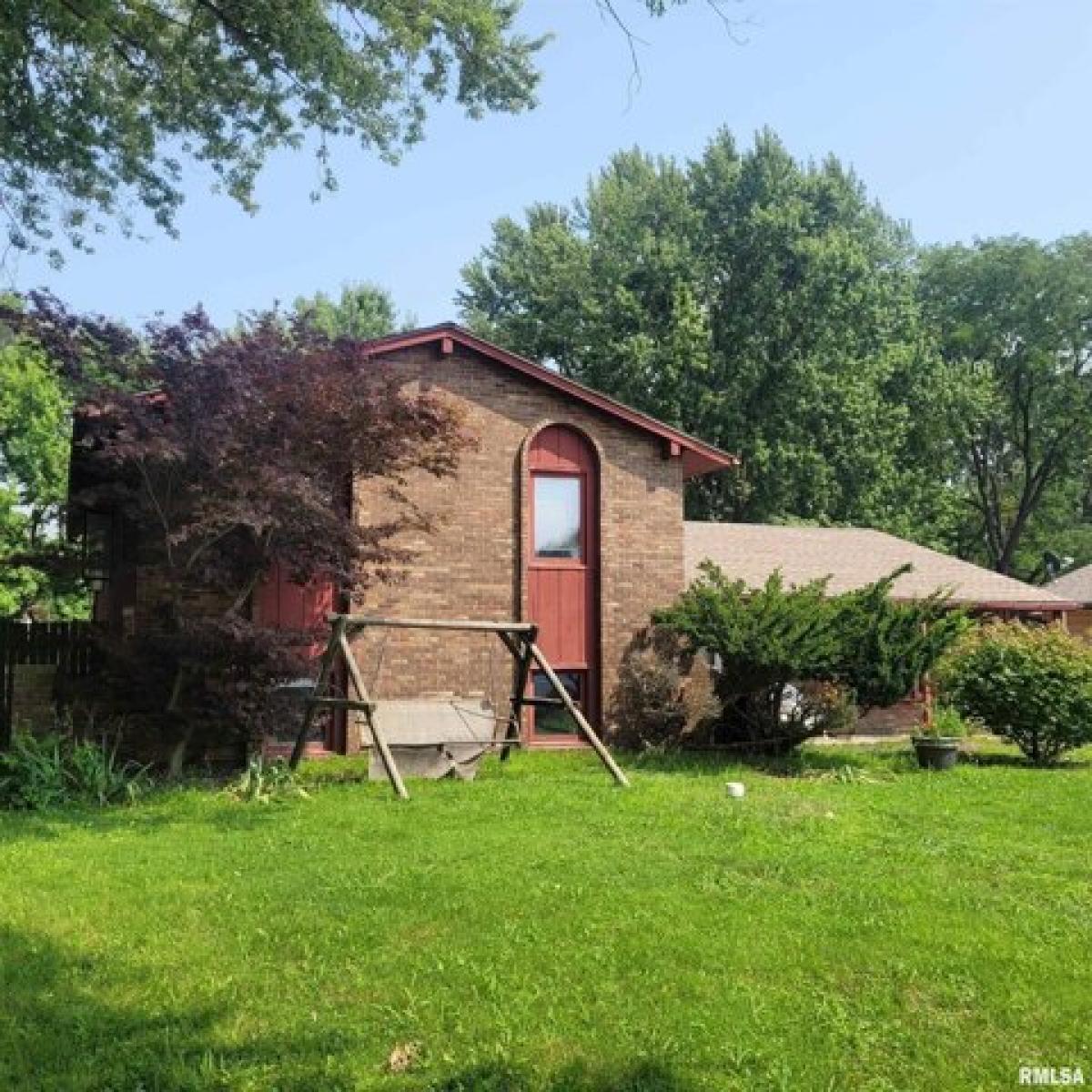 Picture of Home For Sale in Springfield, Illinois, United States
