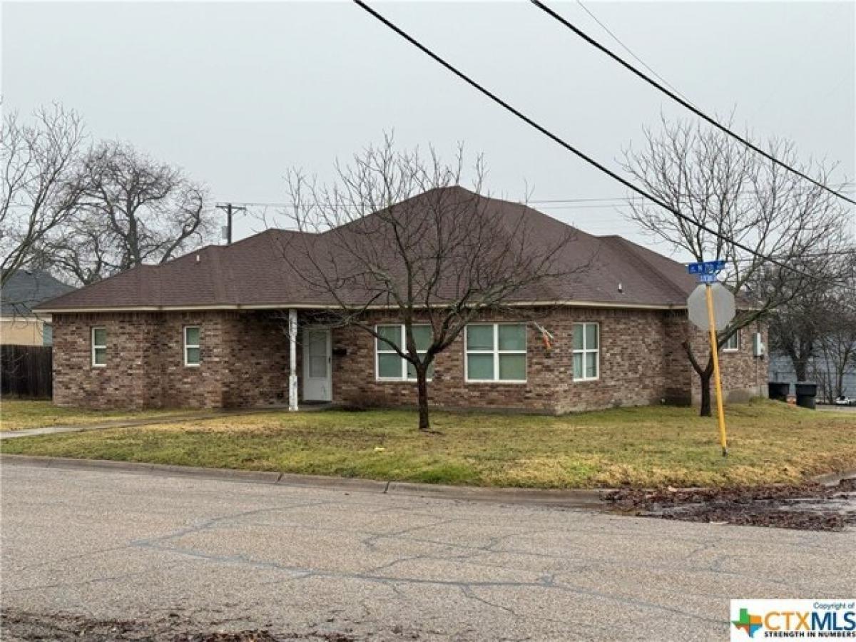 Picture of Home For Sale in Temple, Texas, United States