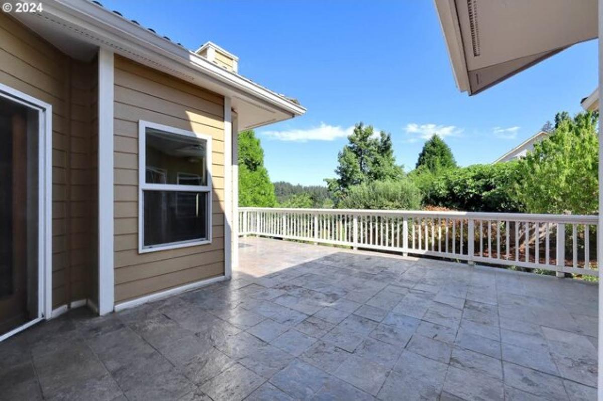 Picture of Home For Sale in Eugene, Oregon, United States