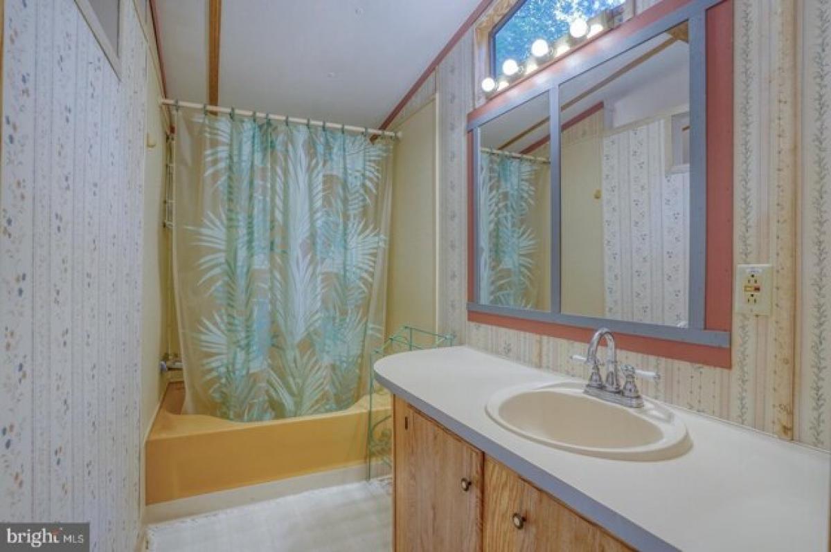 Picture of Home For Sale in Rehoboth Beach, Delaware, United States