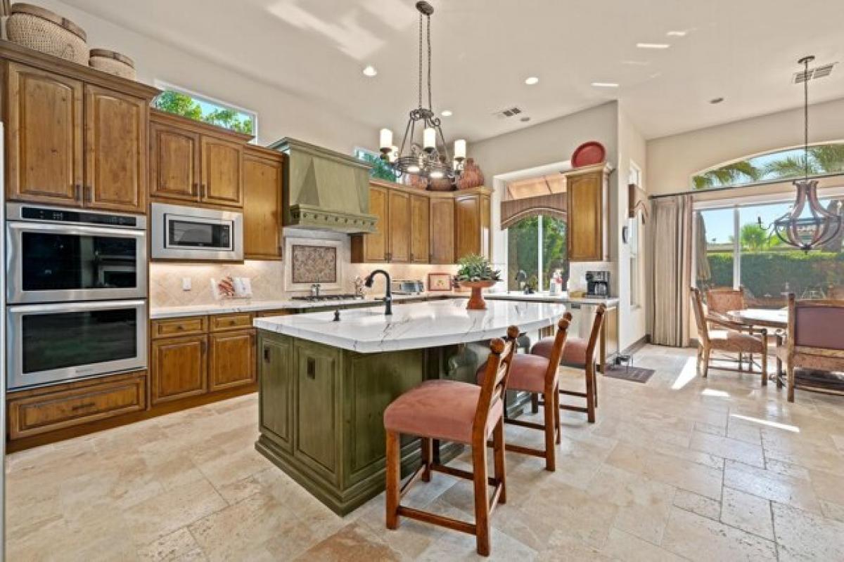 Picture of Home For Sale in Rancho Mirage, California, United States