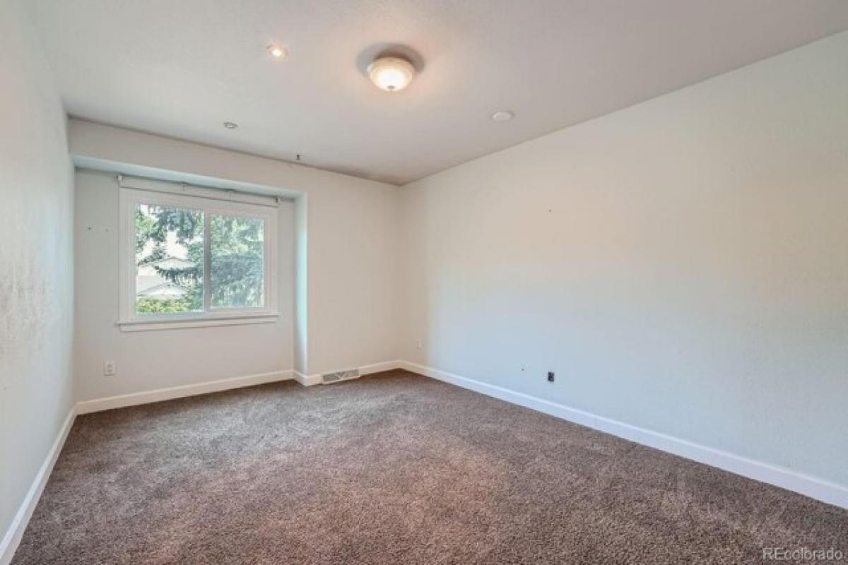 Picture of Home For Sale in Westminster, Colorado, United States