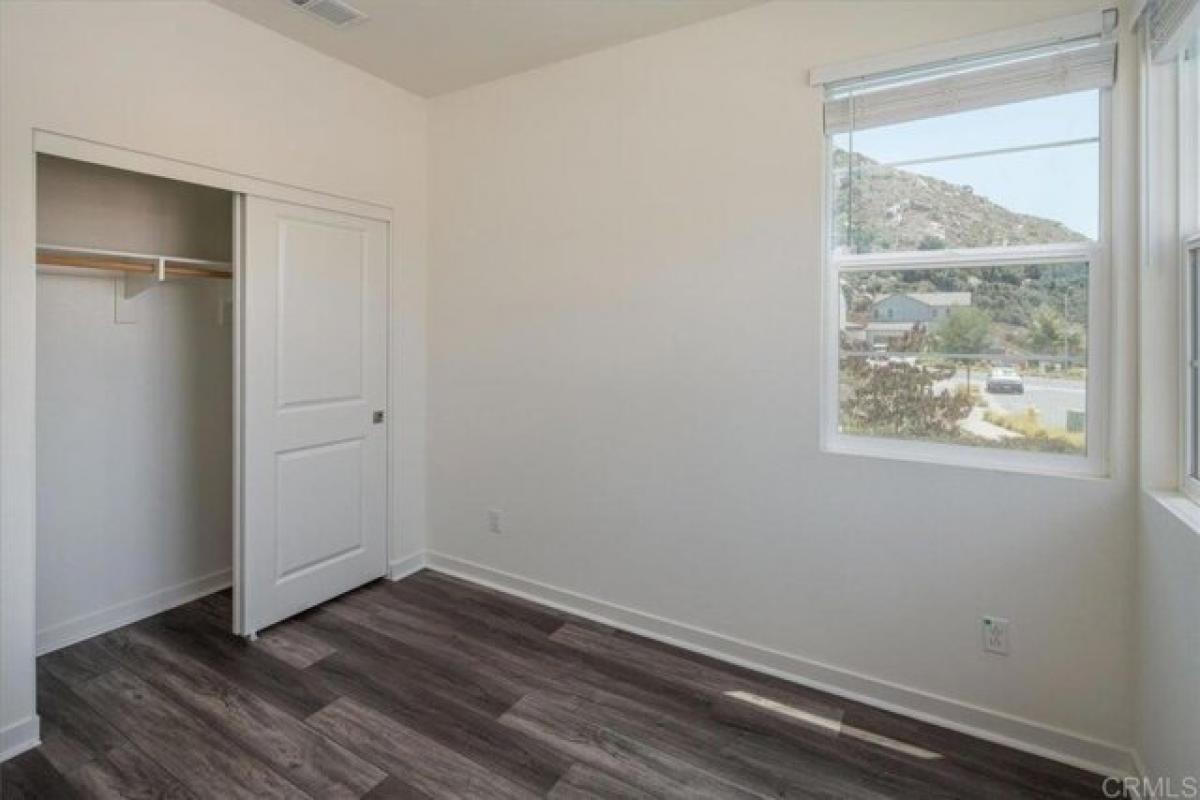 Picture of Home For Sale in Fallbrook, California, United States