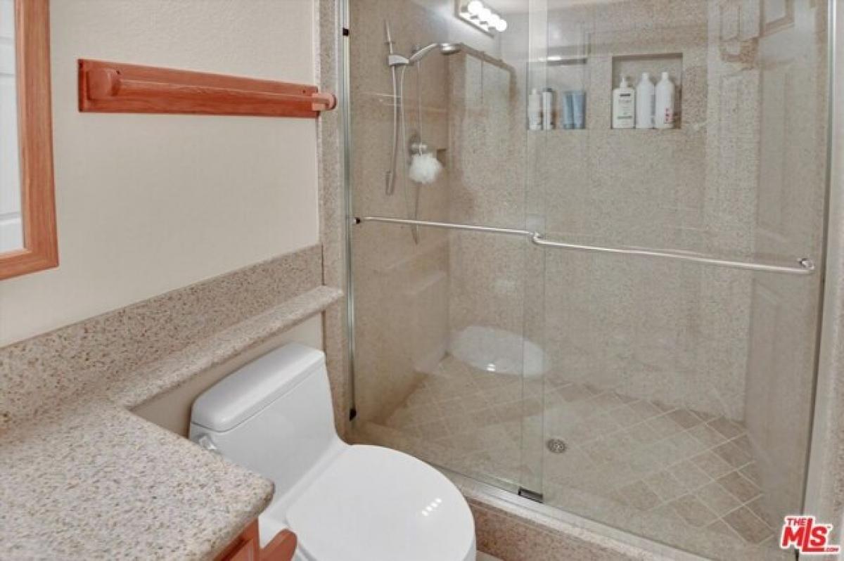 Picture of Home For Sale in Thousand Oaks, California, United States