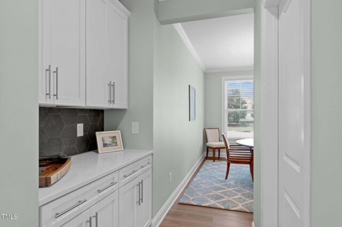 Picture of Home For Sale in Fuquay Varina, North Carolina, United States