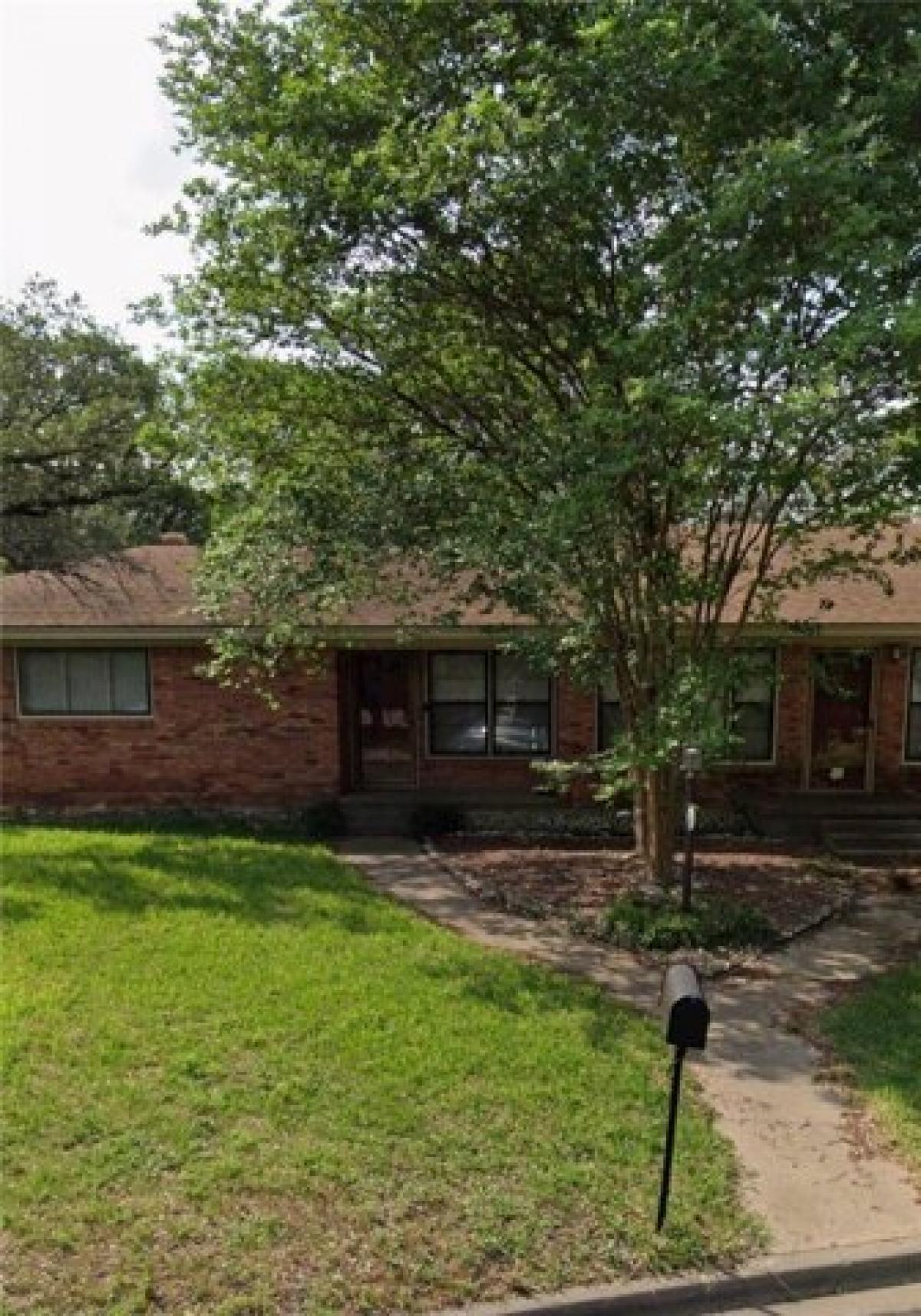 Picture of Home For Sale in Woodway, Texas, United States