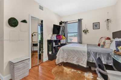 Home For Sale in Pembroke Pines, Florida