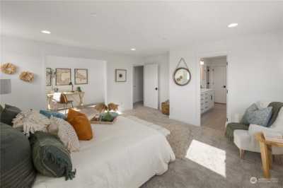 Home For Sale in Everett, Washington