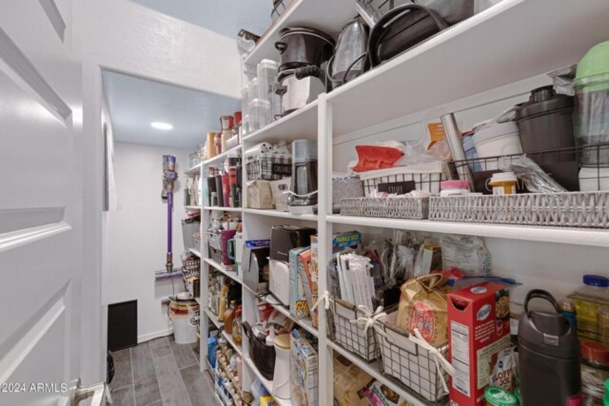 Picture of Home For Sale in Gilbert, Arizona, United States