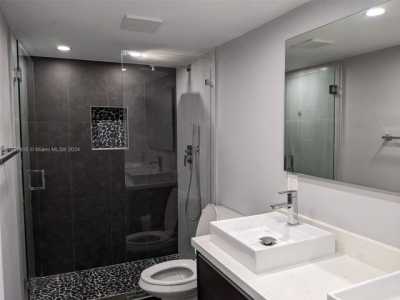 Home For Rent in Hialeah, Florida