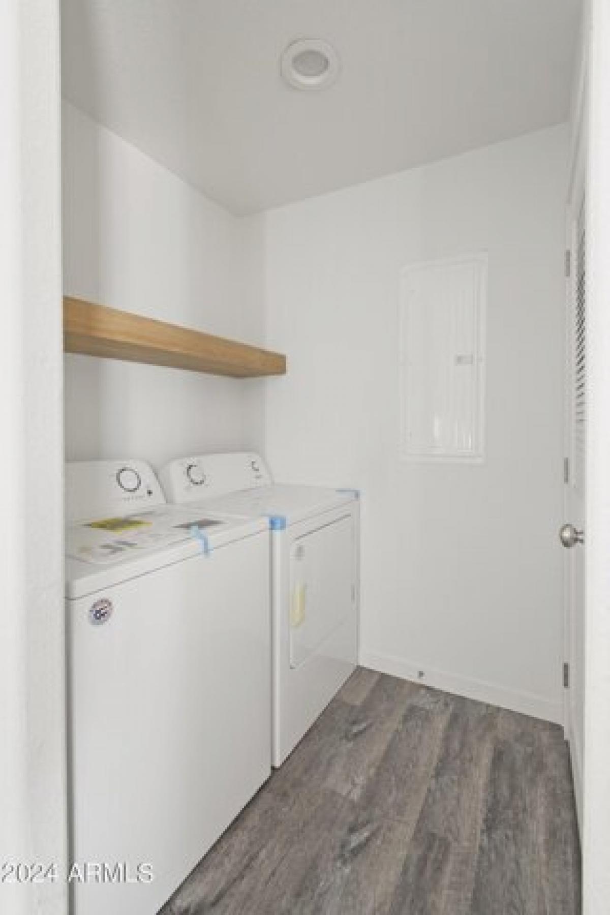 Picture of Home For Sale in Glendale, Arizona, United States