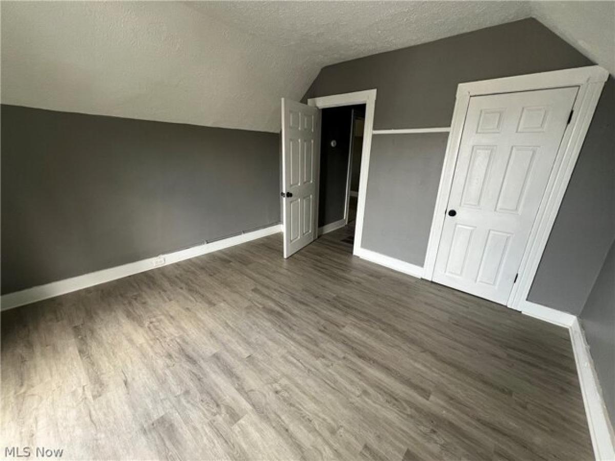 Picture of Home For Sale in Lorain, Ohio, United States