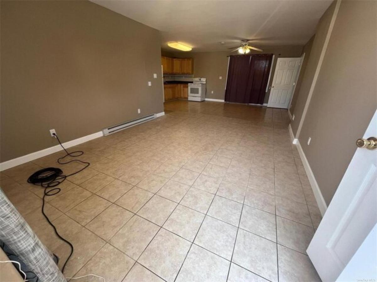 Picture of Apartment For Rent in Bethpage, New York, United States