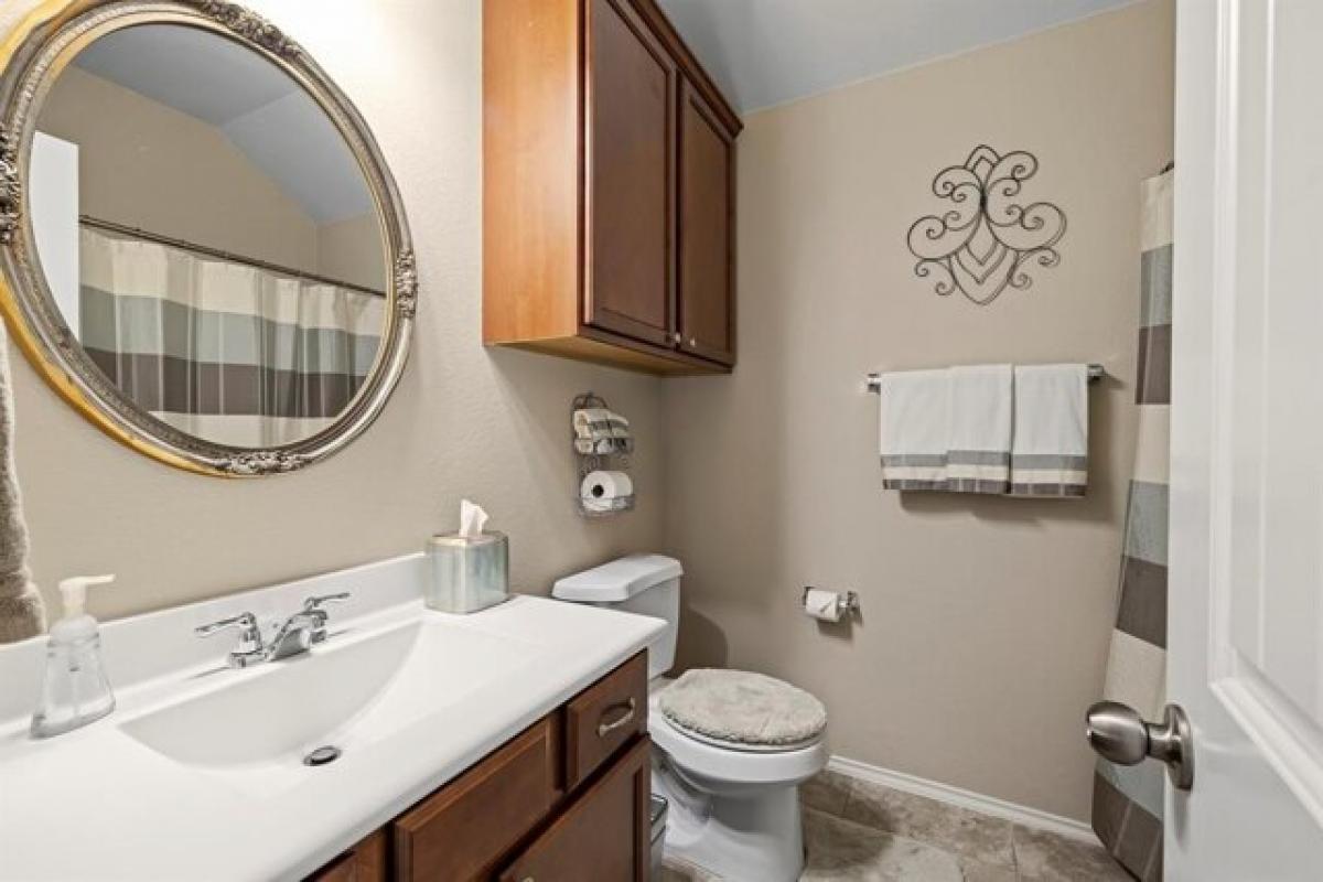 Picture of Home For Sale in Buda, Texas, United States