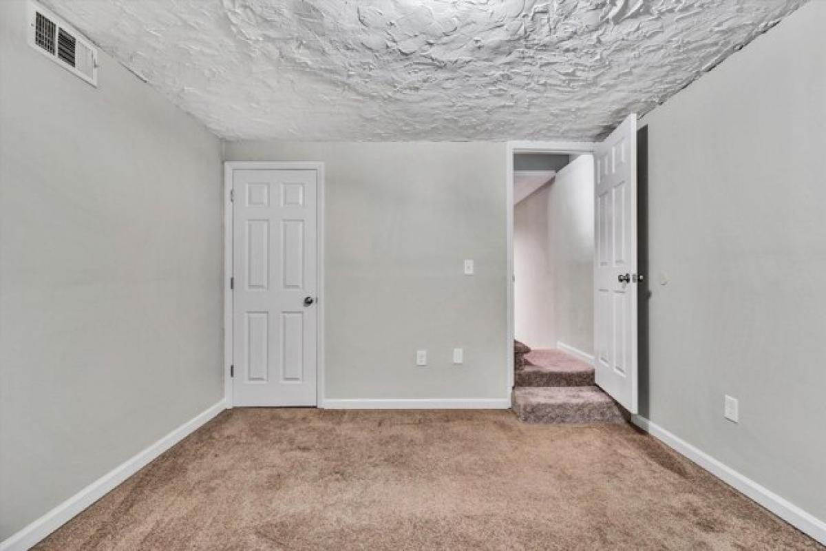 Picture of Home For Sale in Roanoke, Virginia, United States