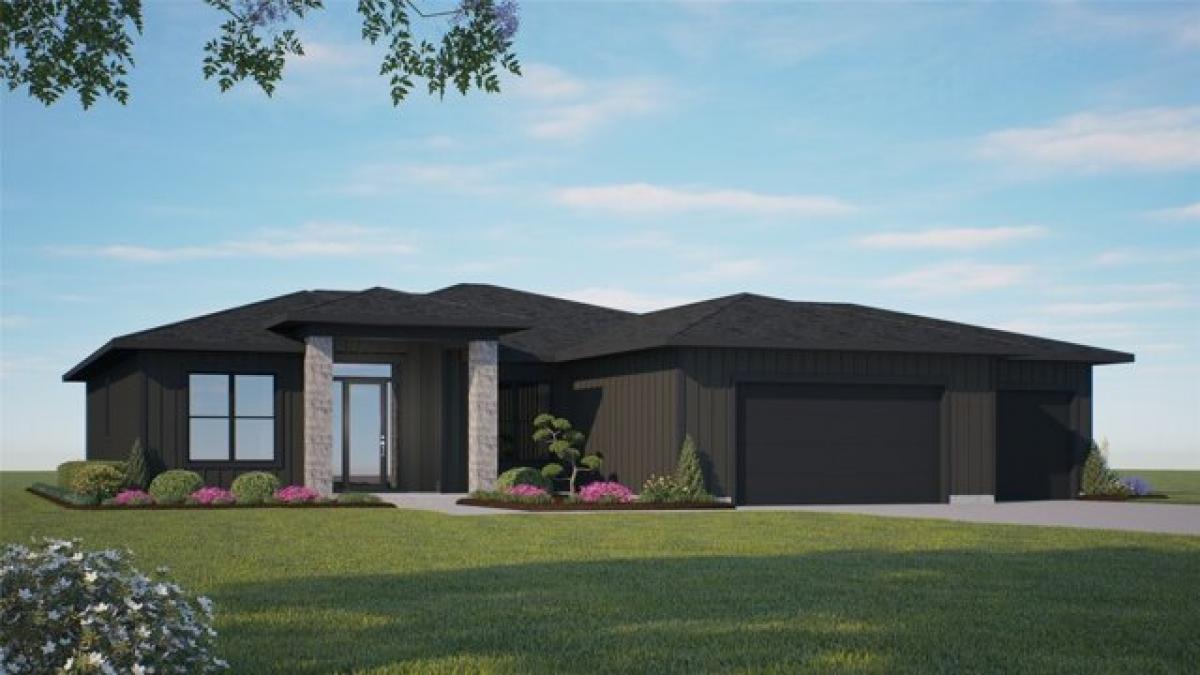 Picture of Home For Sale in Kalispell, Montana, United States