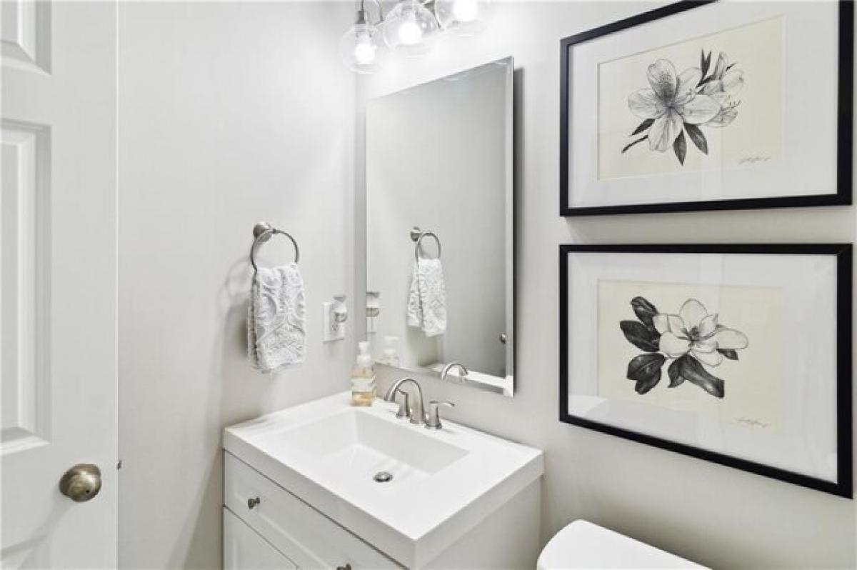 Picture of Home For Sale in Richmond Hill, Georgia, United States