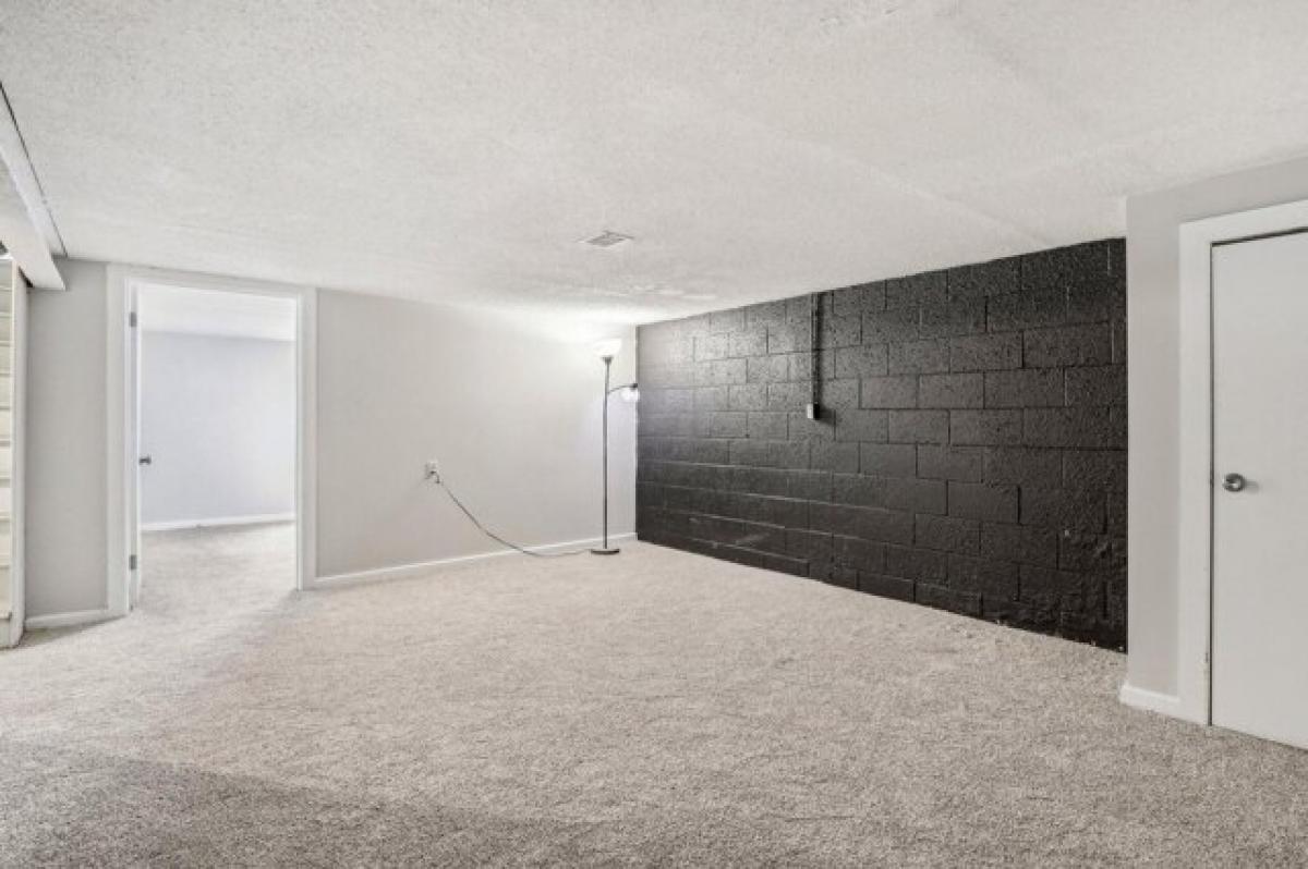 Picture of Home For Sale in Milwaukee, Wisconsin, United States