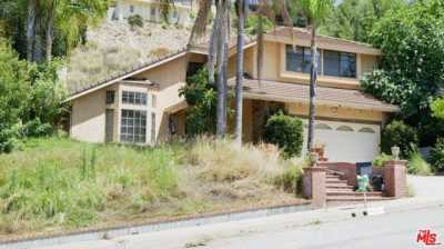 Home For Sale in Glendale, California