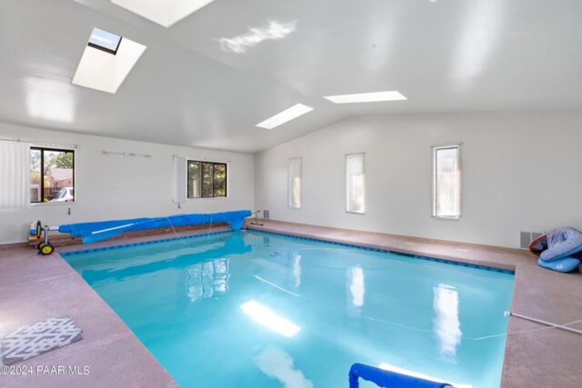 Picture of Home For Sale in Prescott Valley, Arizona, United States