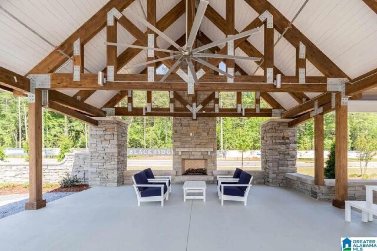 Picture of Home For Sale in Hoover, Alabama, United States