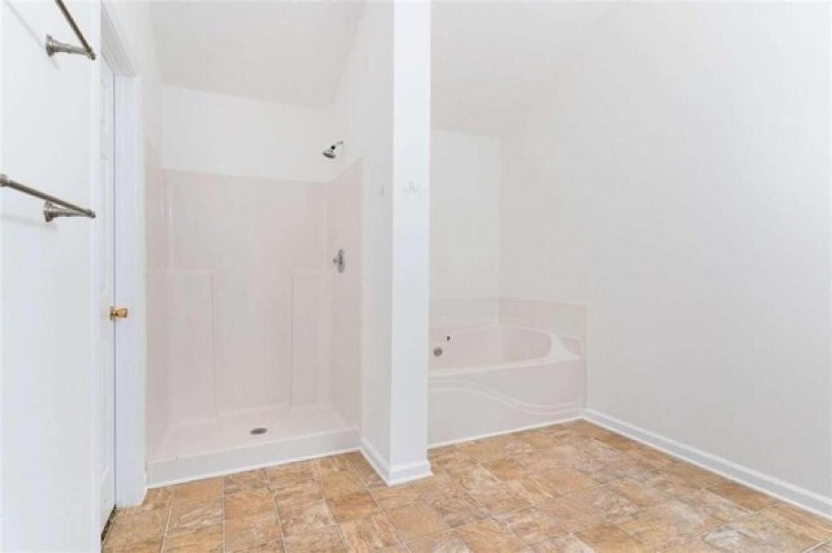 Picture of Home For Sale in Lithonia, Georgia, United States