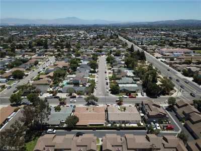 Home For Sale in Costa Mesa, California