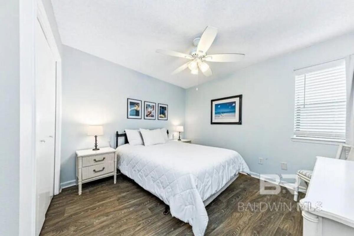 Picture of Home For Sale in Gulf Shores, Alabama, United States