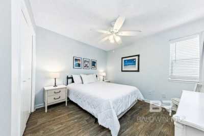 Home For Sale in Gulf Shores, Alabama