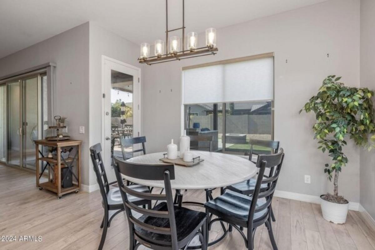 Picture of Home For Sale in Mesa, Arizona, United States