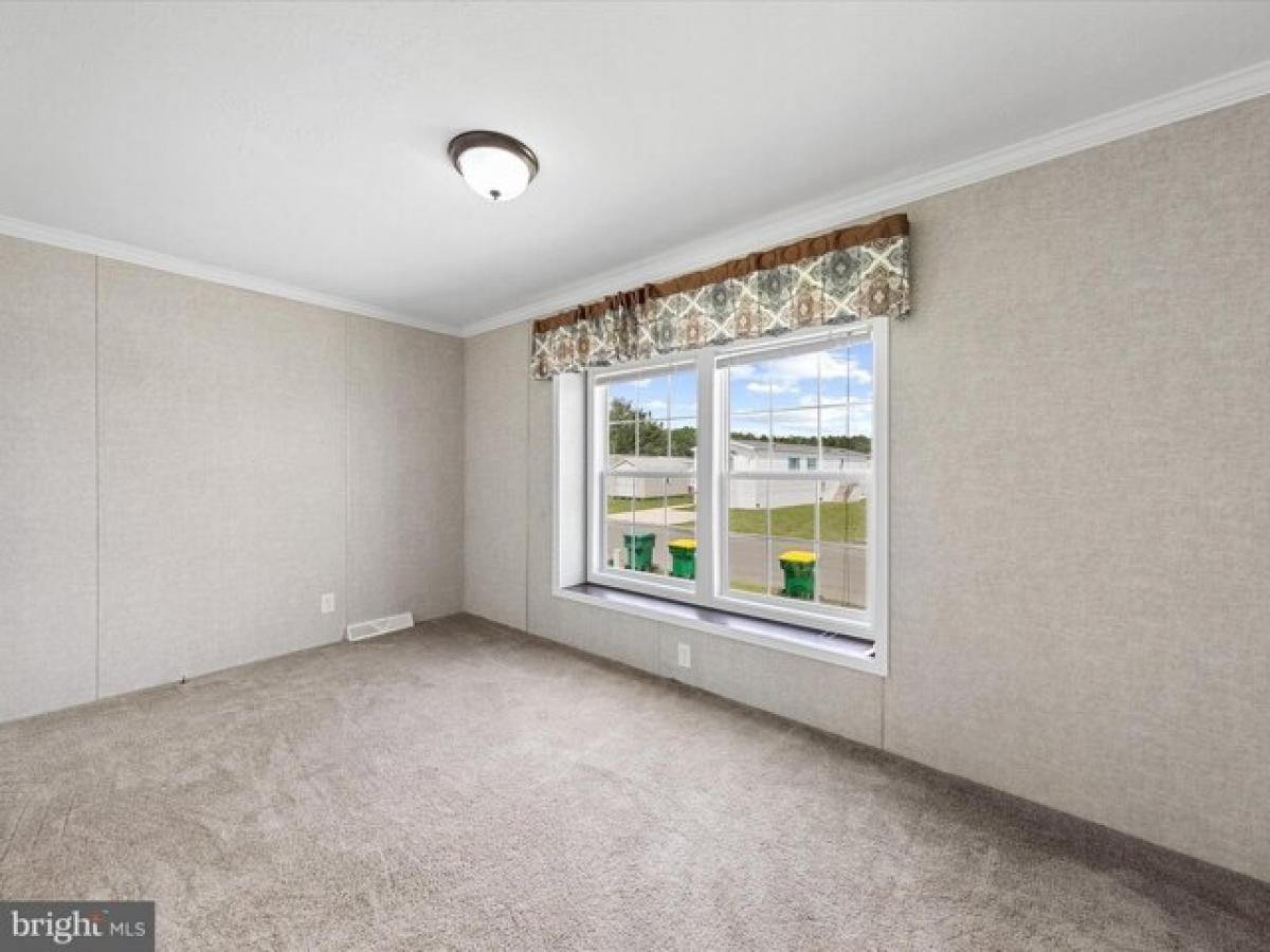 Picture of Home For Sale in Millsboro, Delaware, United States