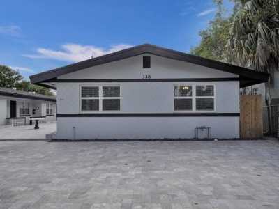 Home For Rent in West Palm Beach, Florida