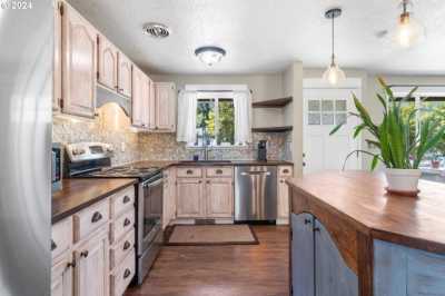 Home For Sale in Beaverton, Oregon