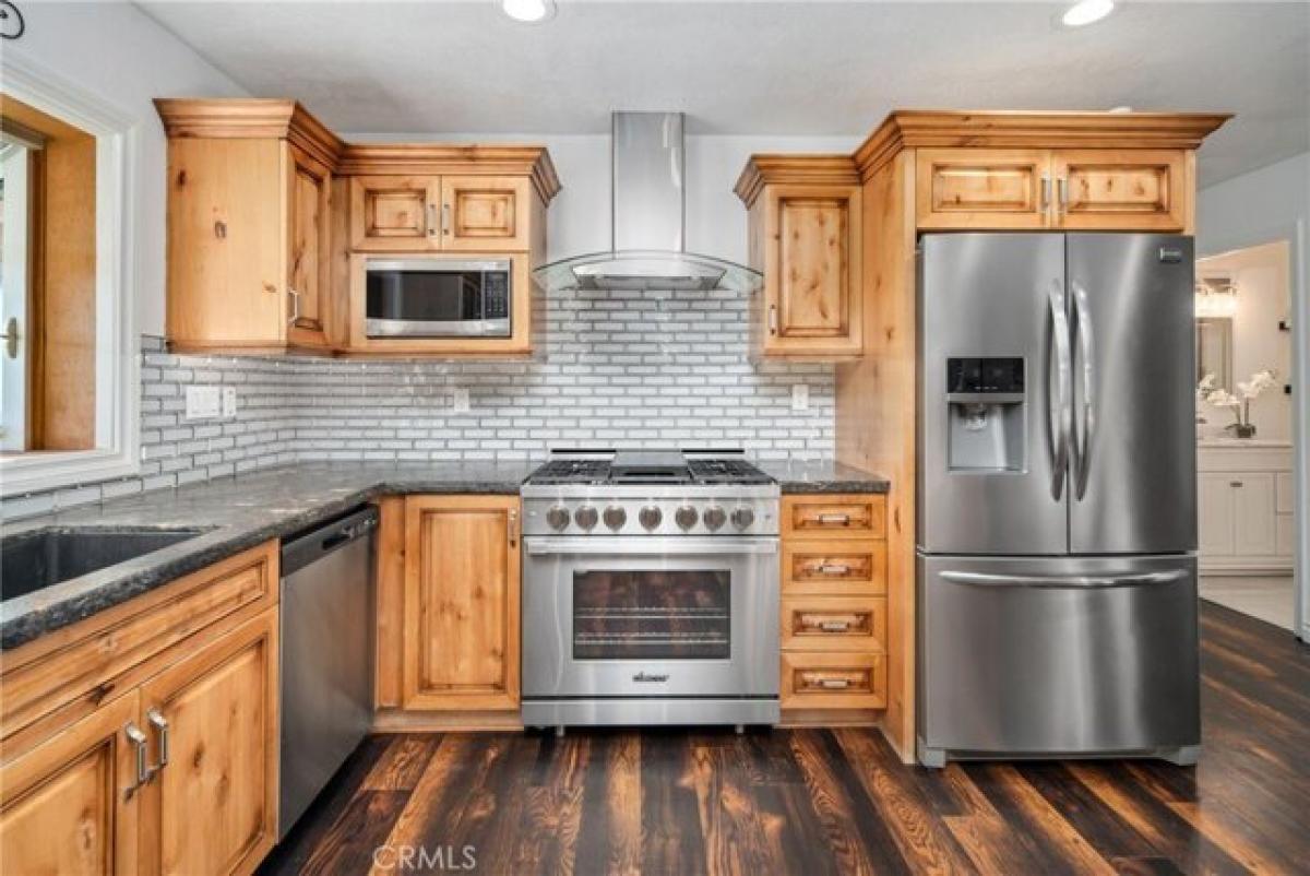 Picture of Home For Sale in Palmdale, California, United States