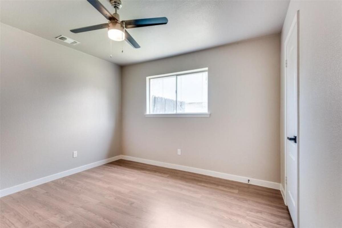 Picture of Home For Sale in Mesquite, Texas, United States