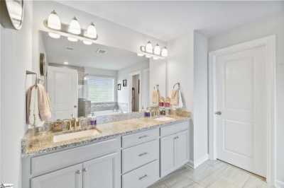 Home For Sale in Simpsonville, South Carolina