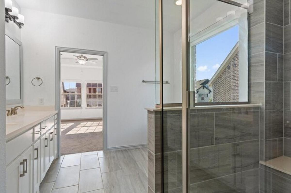 Picture of Home For Sale in McKinney, Texas, United States