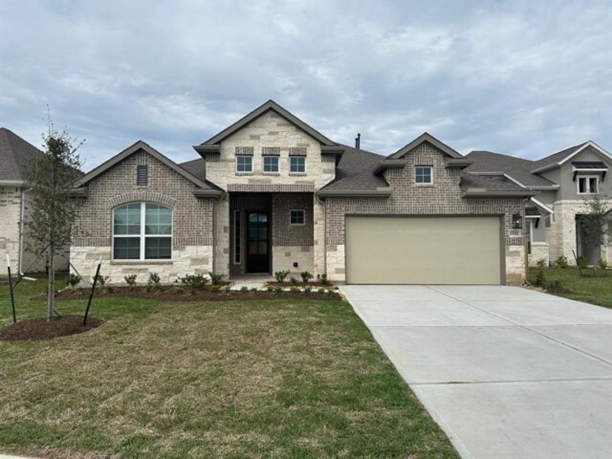 Picture of Home For Sale in Tomball, Texas, United States