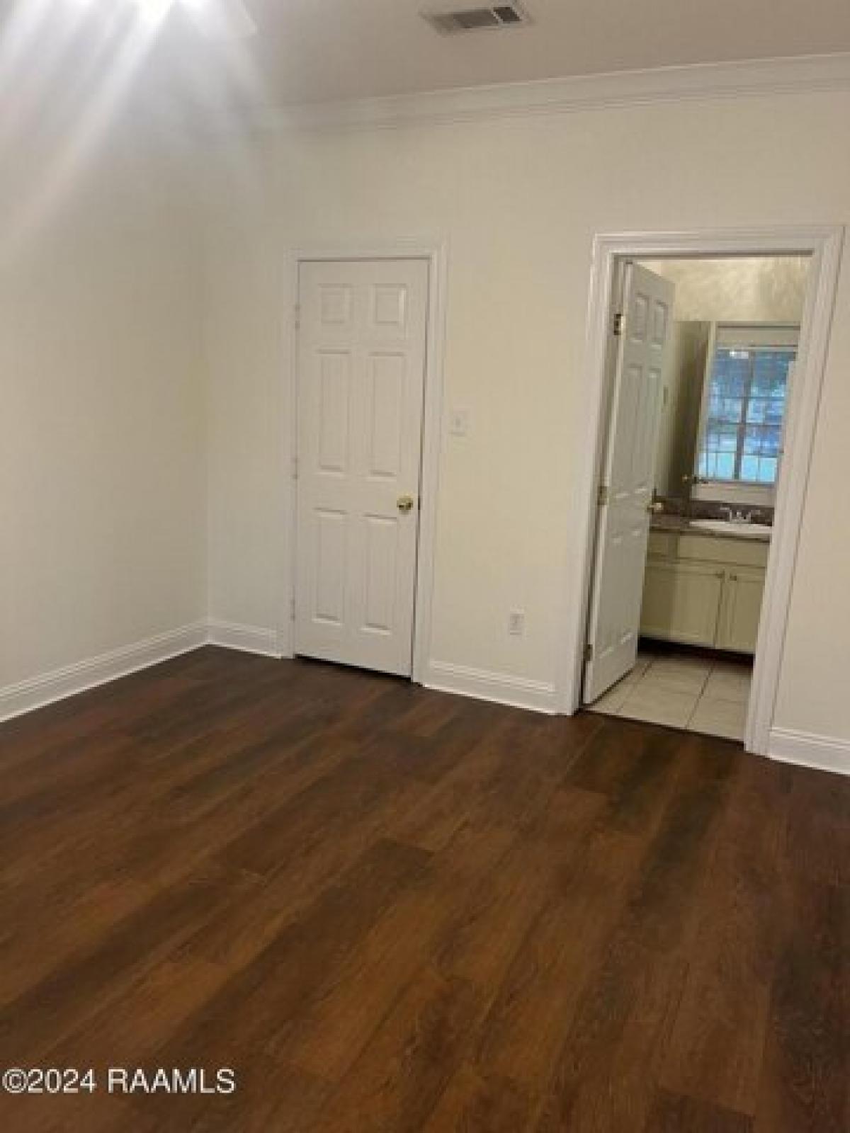 Picture of Home For Sale in Baton Rouge, Louisiana, United States