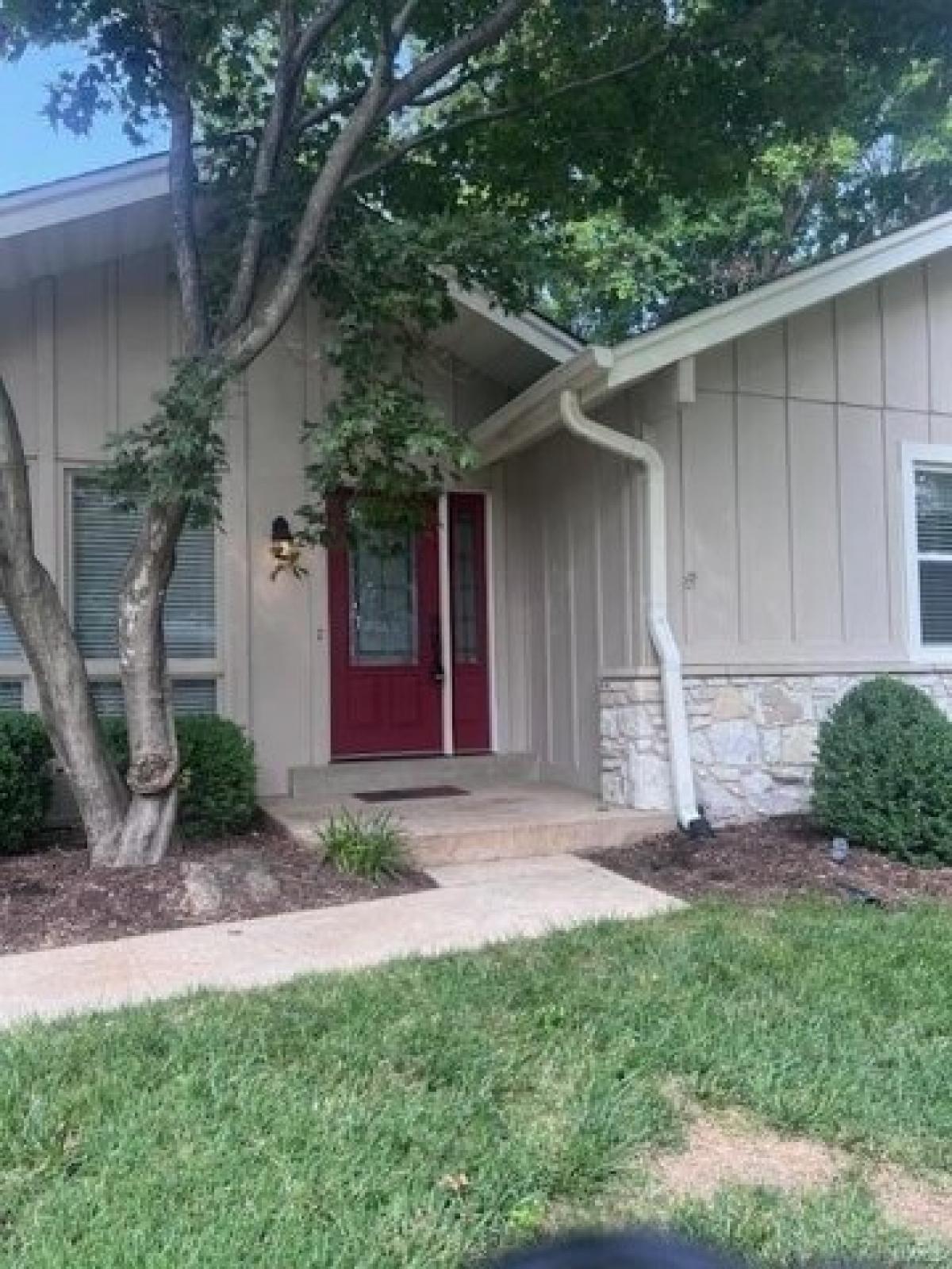 Picture of Home For Sale in Chesterfield, Missouri, United States