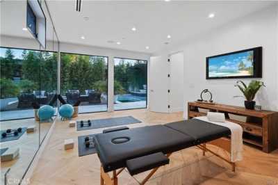 Home For Sale in Studio City, California