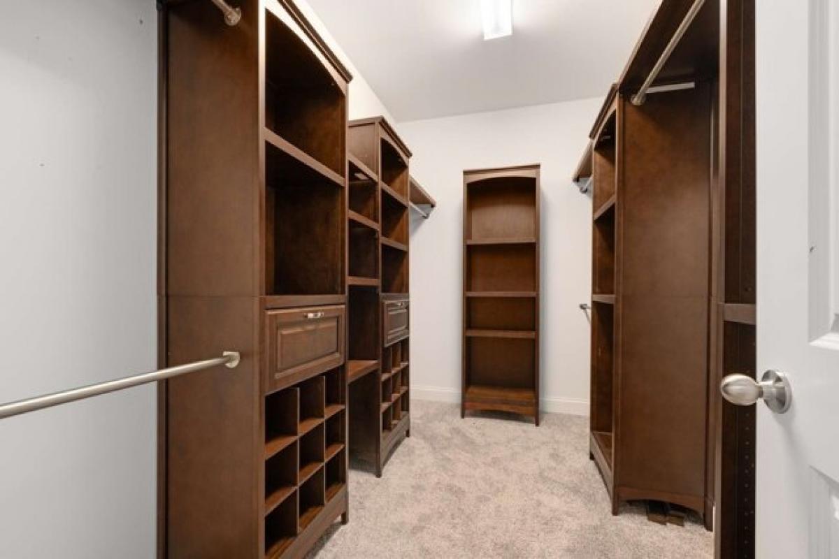 Picture of Home For Sale in Mount Juliet, Tennessee, United States