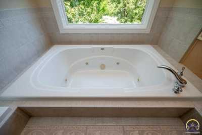 Home For Sale in Topeka, Kansas