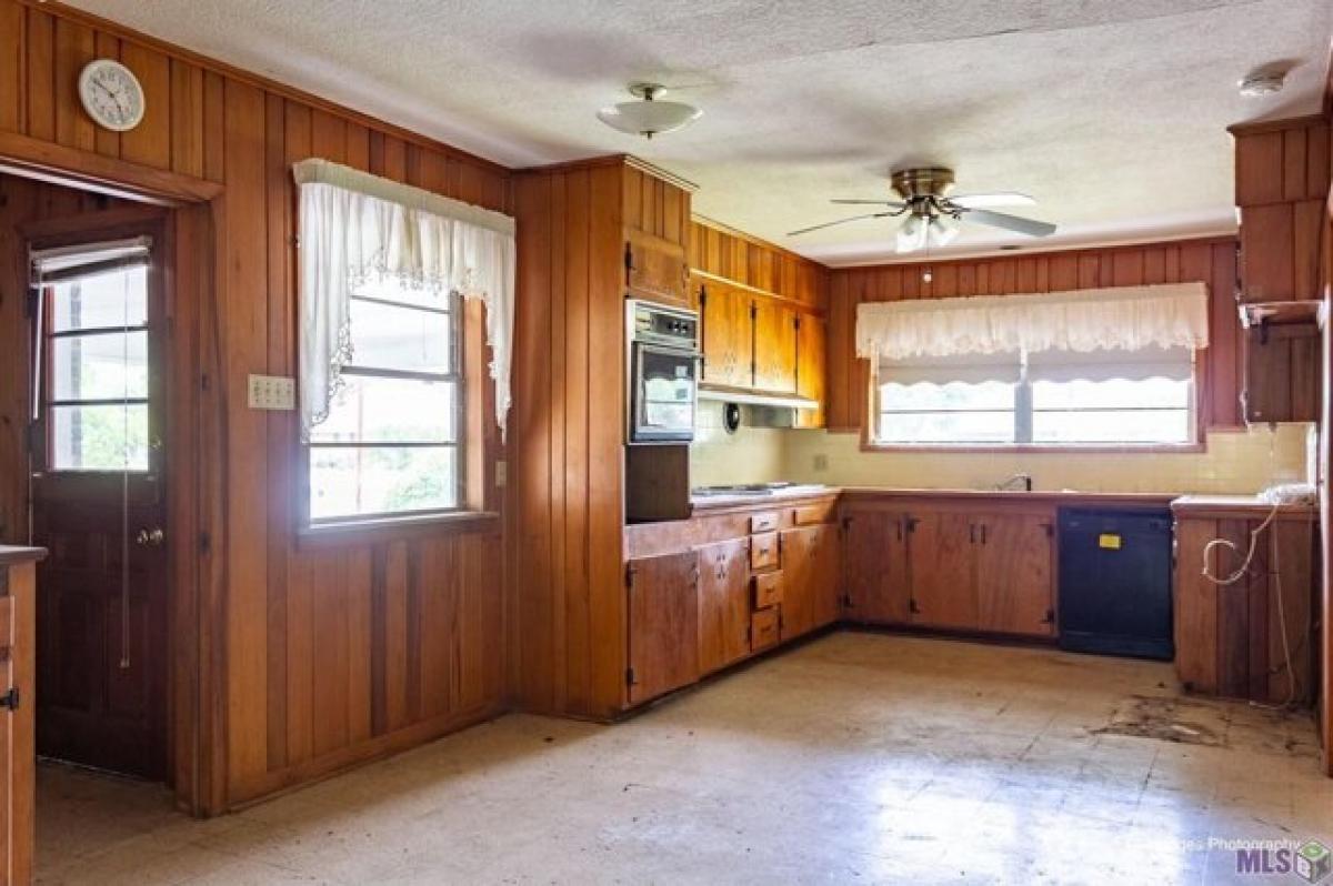 Picture of Home For Sale in Baton Rouge, Louisiana, United States