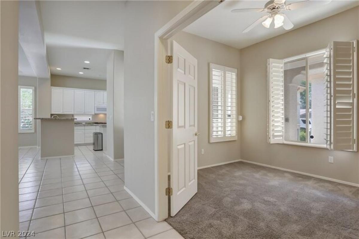 Picture of Home For Sale in Henderson, Nevada, United States