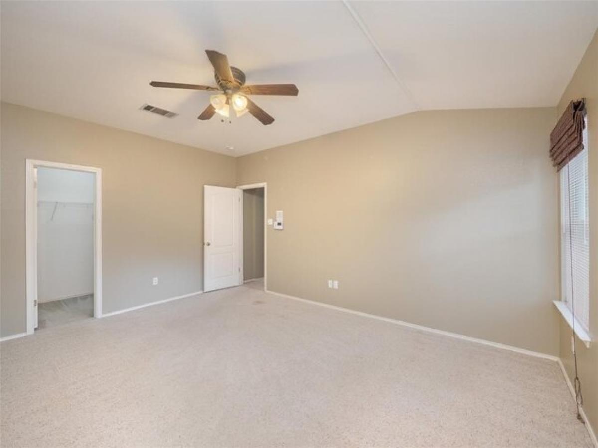 Picture of Home For Sale in Kyle, Texas, United States