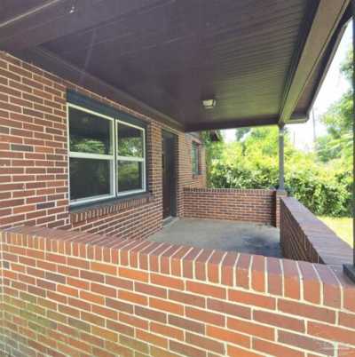 Home For Rent in Pensacola, Florida