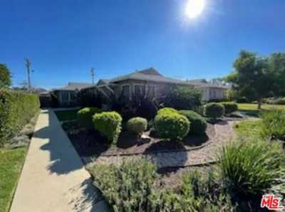 Home For Rent in Van Nuys, California